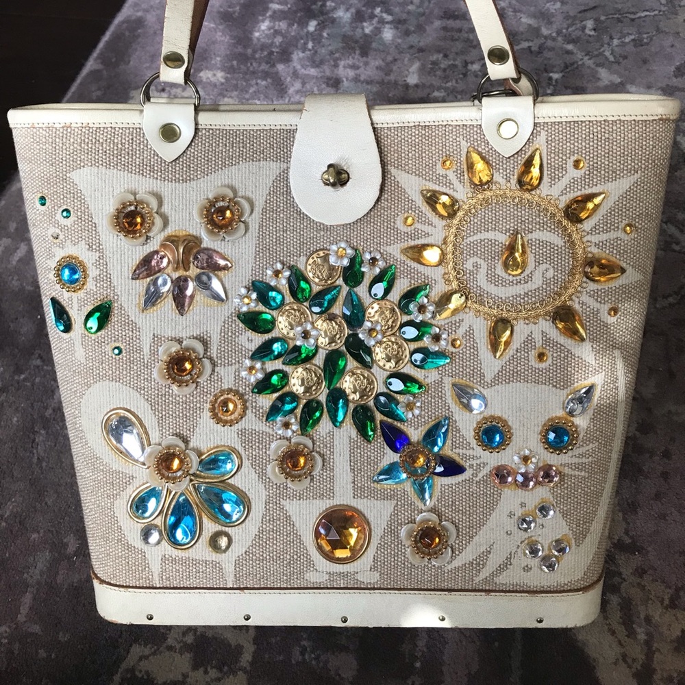 SOLD SOLD SOLD Collinsiana Enid Collins bucket bag